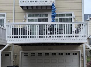 200 Lake Shore Dr APT D, Michigan City, IN