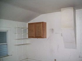 3rd image of 304 S Poplar St
