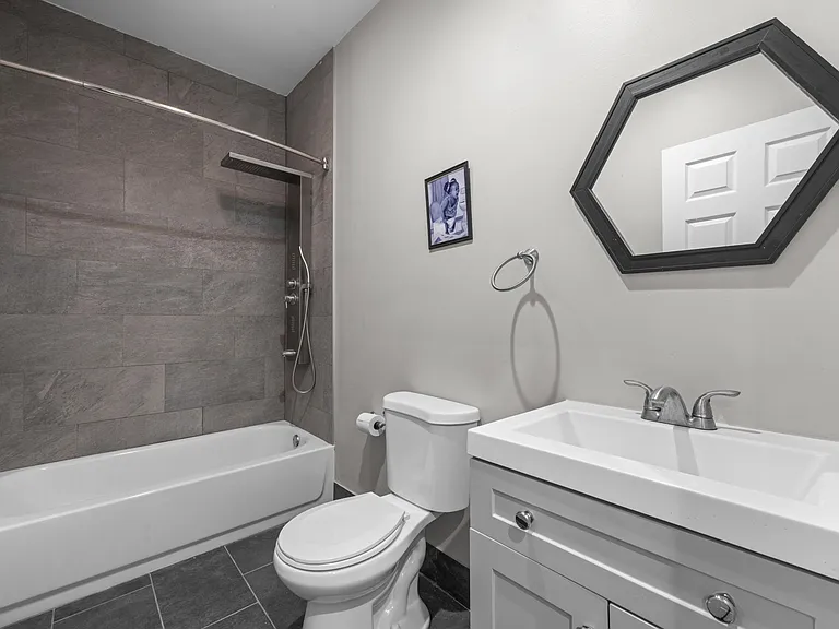 514 Oakland Ave — Photo 25