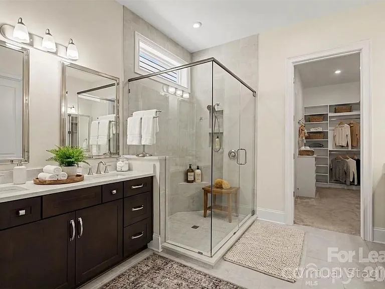 2026 Lake Como Dr — Photo 5