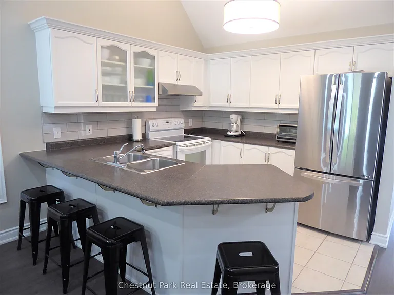 23 Green Briar Dr — Photo 14