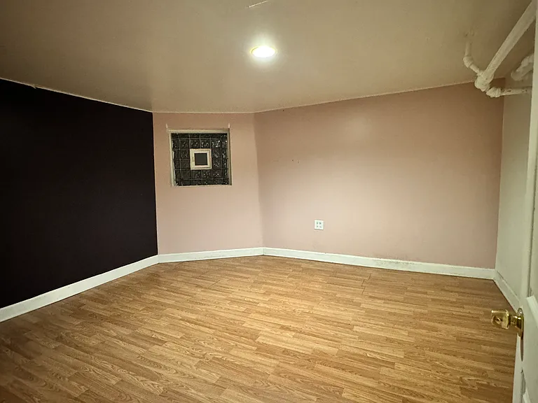 4844 W Barry Ave #G — Photo 5