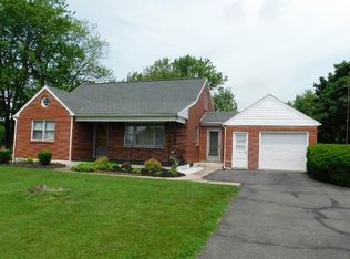 83 W Moyer Rd, Pottstown, PA 19464