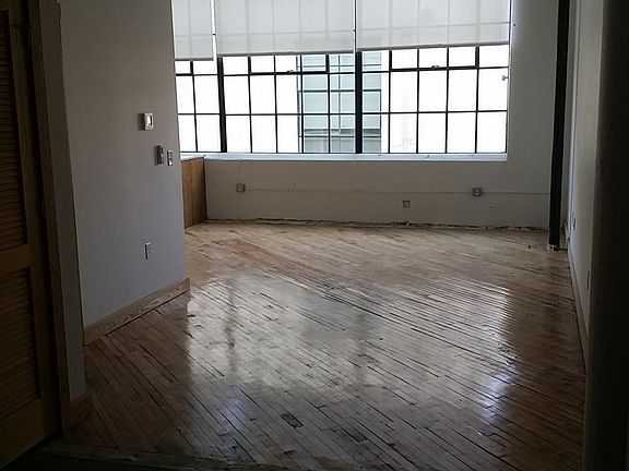 3rd image of 900 Terminal Pl APT 116