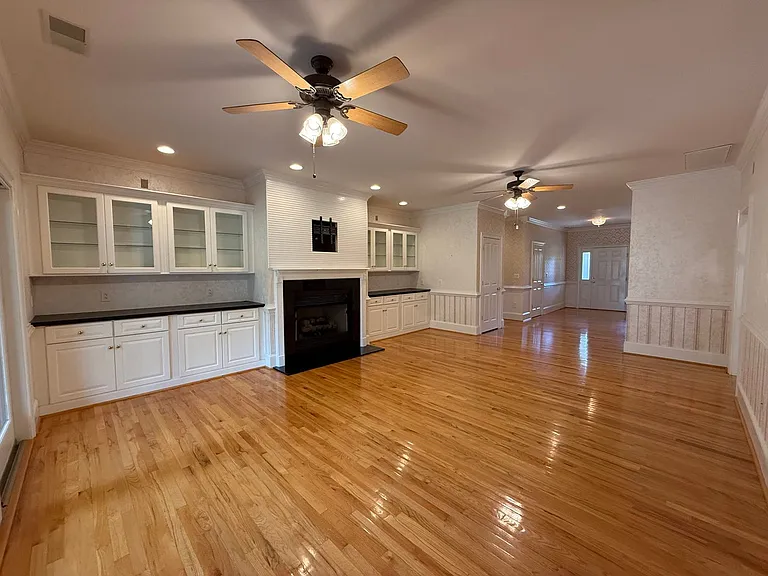 785 Glenwood Dr — Photo 14