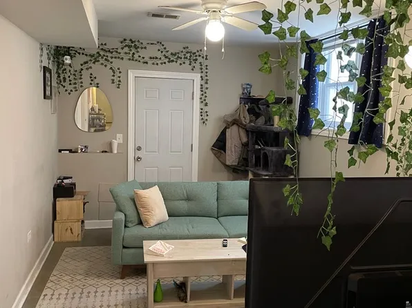 2534 Augusta (AKA 2340 Leavitt), 2534 W Augusta Blvd APT 1G, Chicago, IL 60622