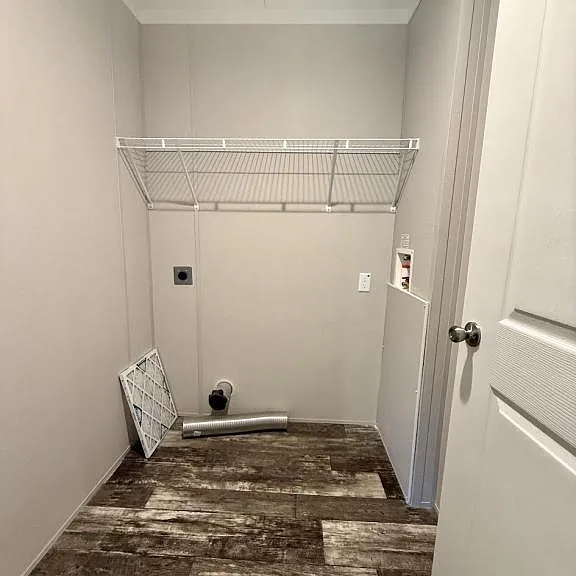 1808 Sheila Dr — Photo 23
