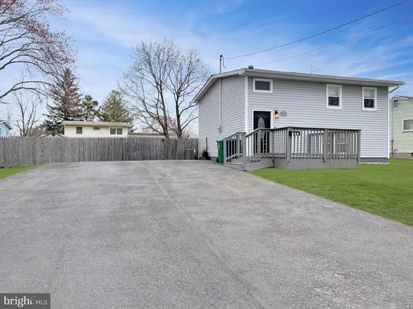522 Alfred Rd, South Toms River, NJ 08757