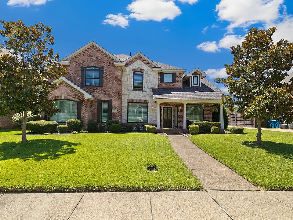 1st image of 2406 Echo Ct