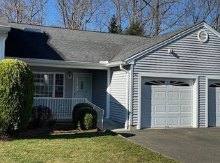 5 Behrens Ter, Monroe, CT 06468