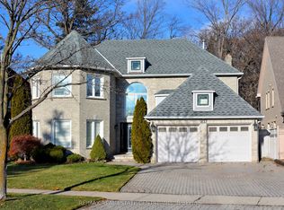1837 Sevenoaks Dr, Mississauga, ON L5K 2N5
