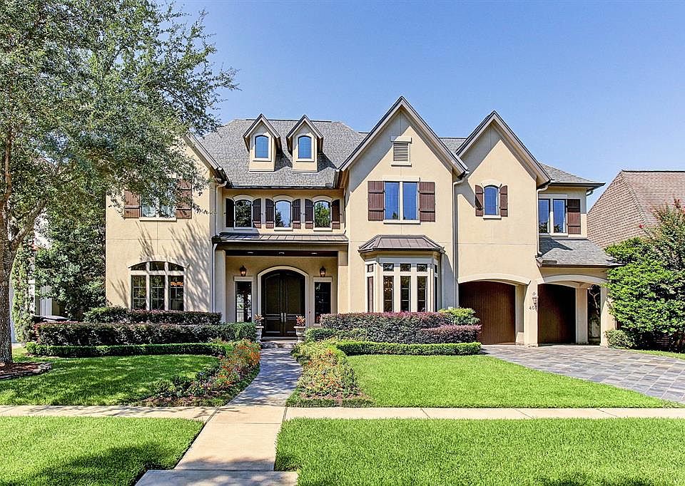 1st image of 407 E Cowan Dr