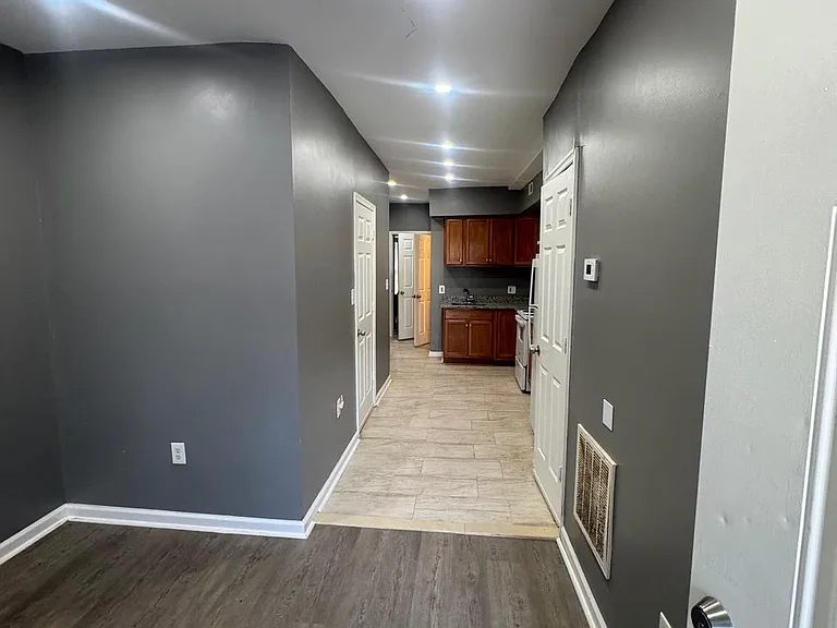 1108 N Bond St #1 — Photo 6