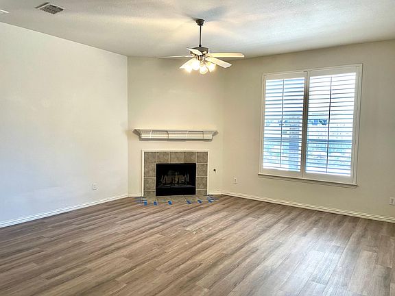 5th image of 3240 Crofton Dr