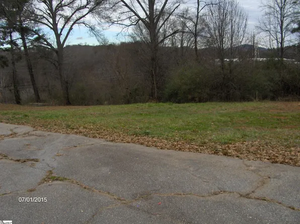 220 Addis St, Easley, SC 29640