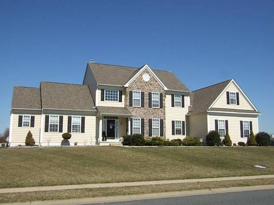 2nd image of 111 Cazier Dr