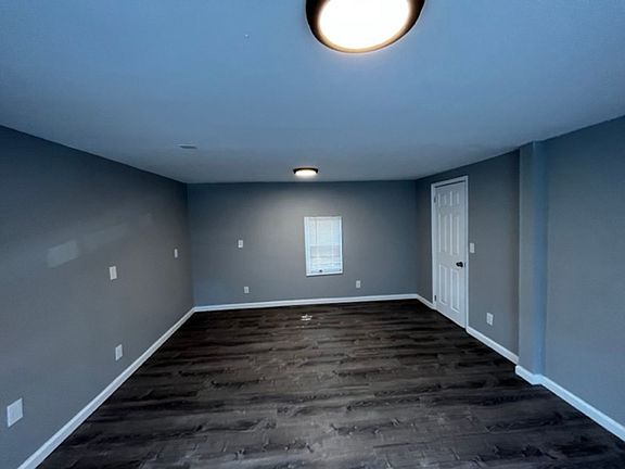 2nd image of 1132 Cotton St #1/2F