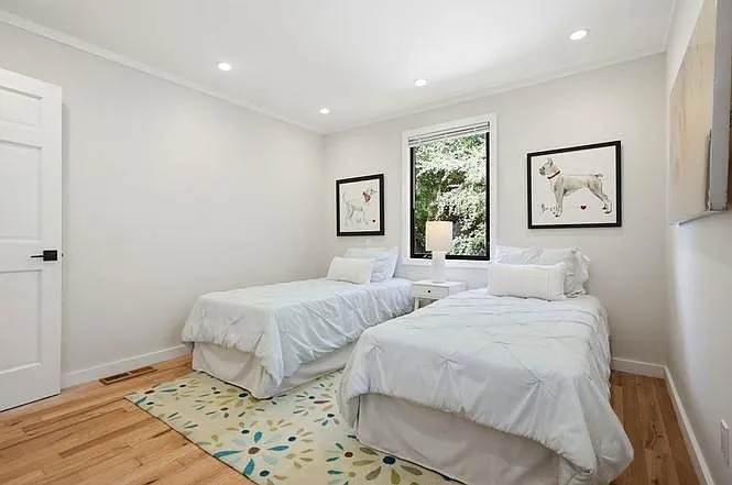 780 Acacia Ave — Photo 11