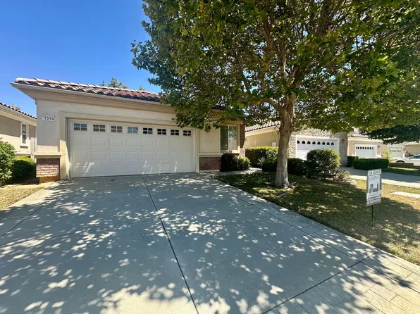 1694 Sarazen St, Beaumont, CA 92223