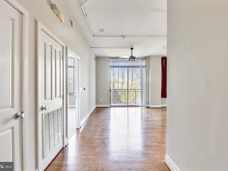 4480 Market Commons Dr #305 — Photo 3