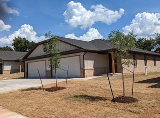 233 Spirit Dr, Oklahoma City, OK 73110