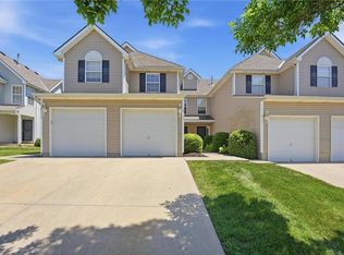 8335 N Kensington Ave, Kansas City, MO 64119