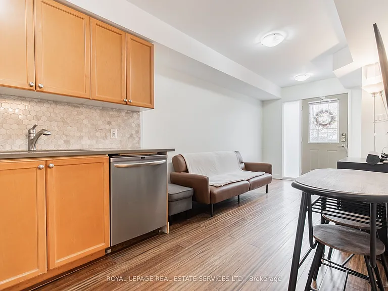 4975 Southampton Dr #272 — Photo 17