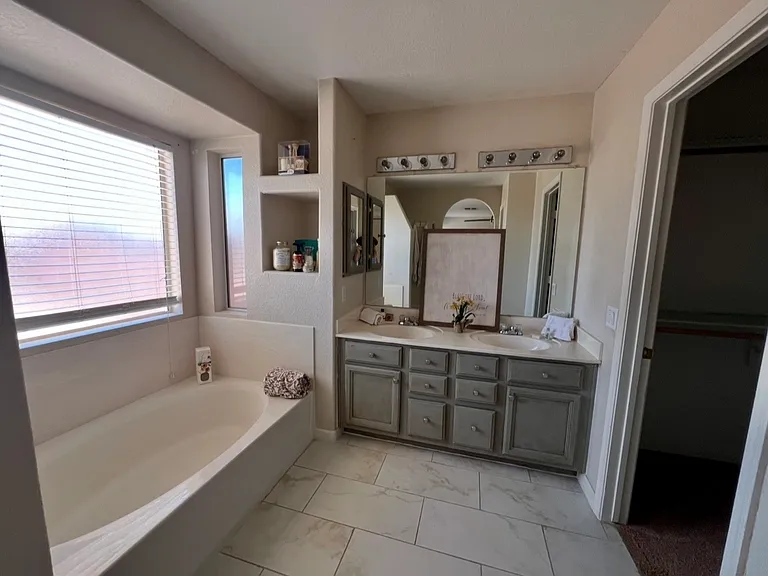 4857 W Kristal Way — Photo 8
