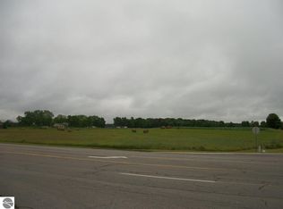 24 Bayfront Dr, Traverse City, MI 49696