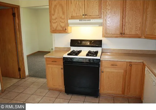 5371 6th St NE — Photo 9