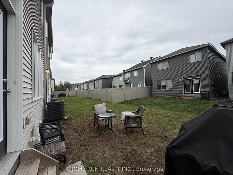 216 Billrian Cres — Photo 25
