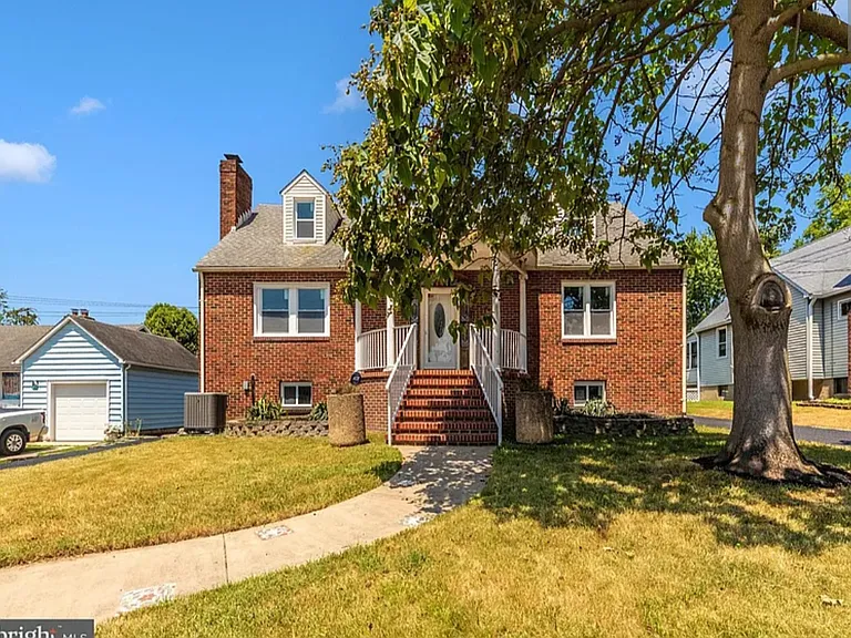 1914 Midland Rd #2 — Photo 5