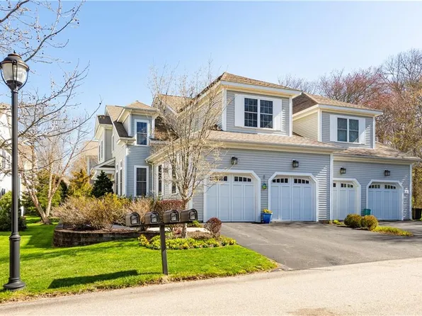 22 Sea Grass Dr, South Kingstown, RI 02879