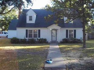 2415 Gladys Ave, Beaumont, TX 77702