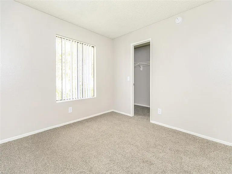 Carmel Apartments — Photo 40