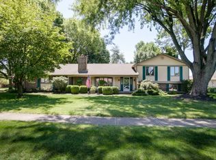 411 Beechgrove Dr, Englewood, OH