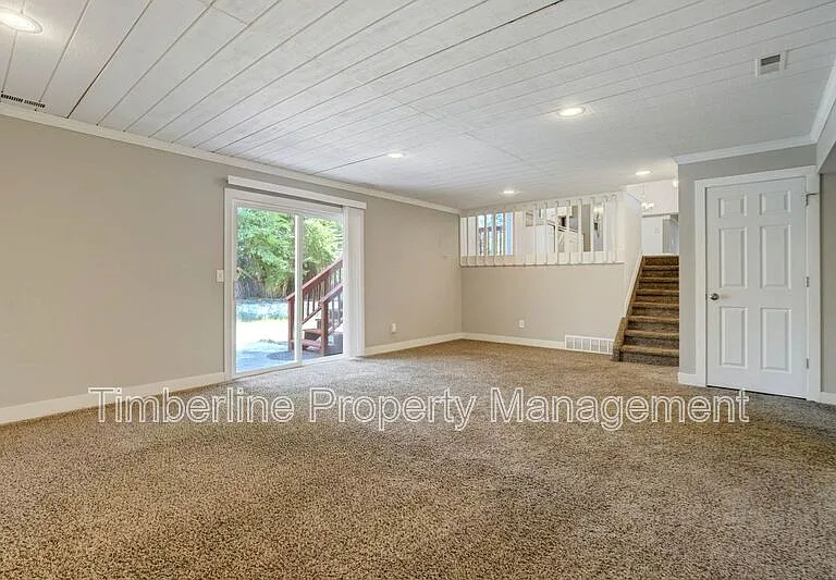 6446 Pulpit Rock Dr — Photo 37
