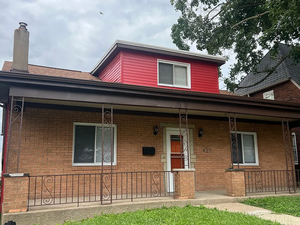 427 Ormsby Ave