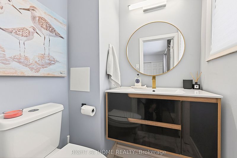 Ottawa House for rent - 4 Bedrooms — photo 15