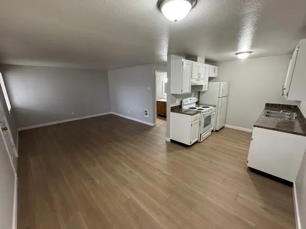 Summerpark Apartments, 1311 6th St NW #1313-2, Salem, OR 97304