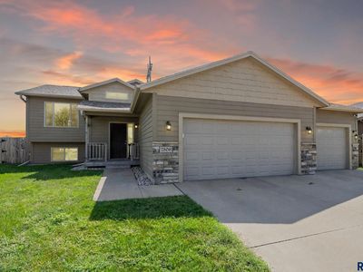 7809 W Stoney Creek St, Sioux Falls, SD, 57106