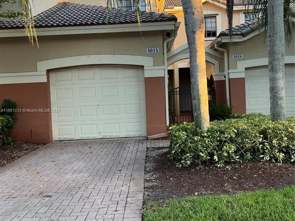 4014 Peppertree Dr, Fort Lauderdale, FL 33332