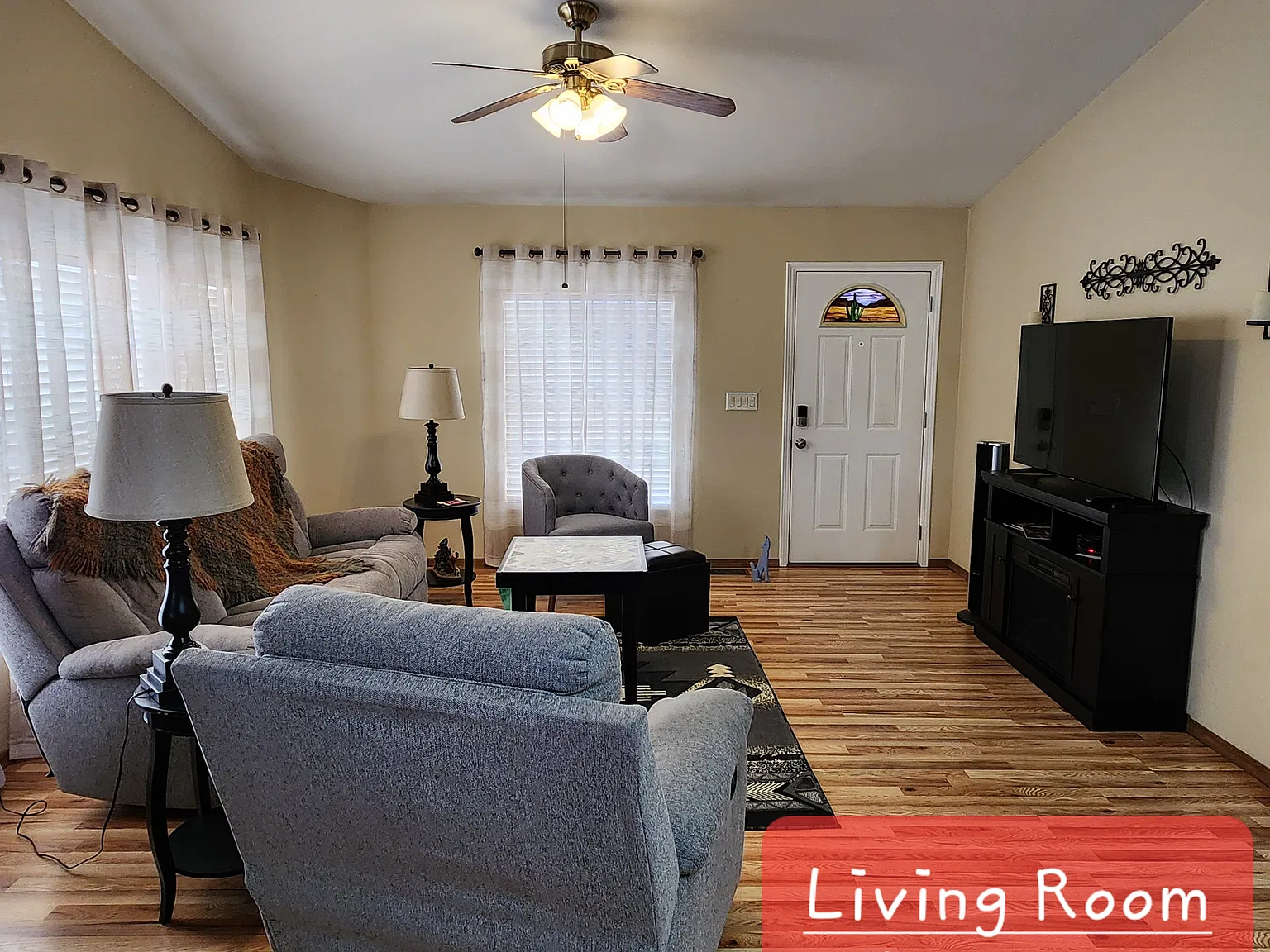 2 bed, 1233 sqft, $2,400 — Photo 3
