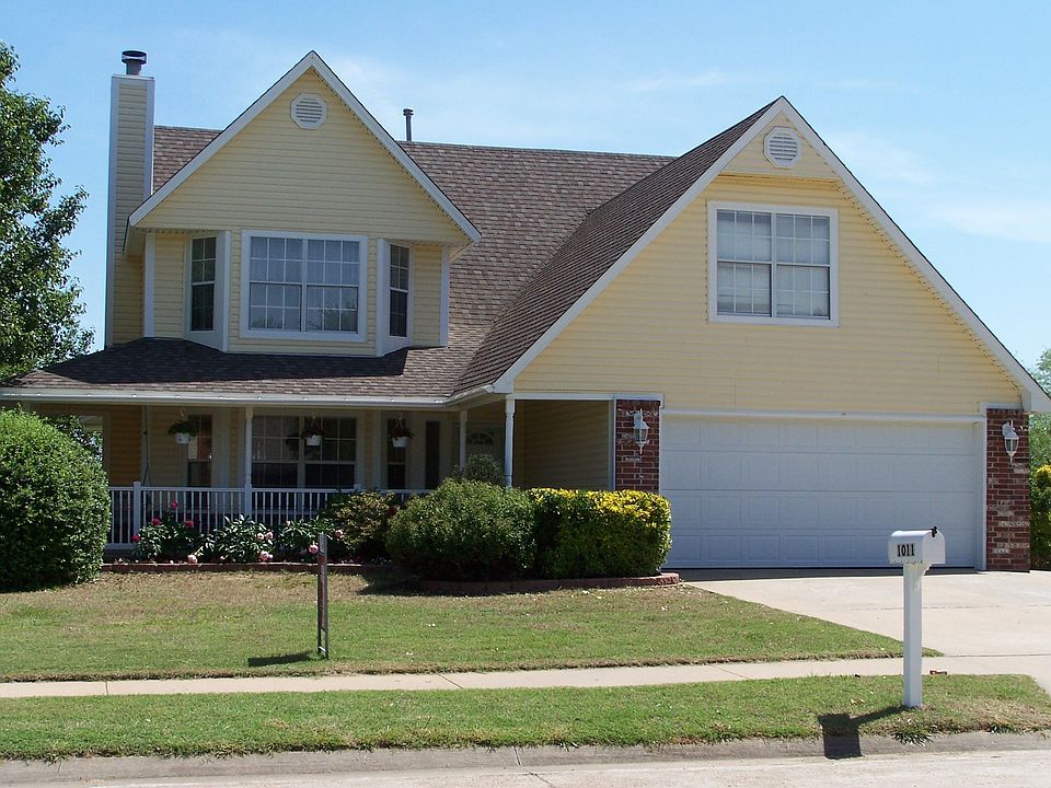 Front view of home with new siding