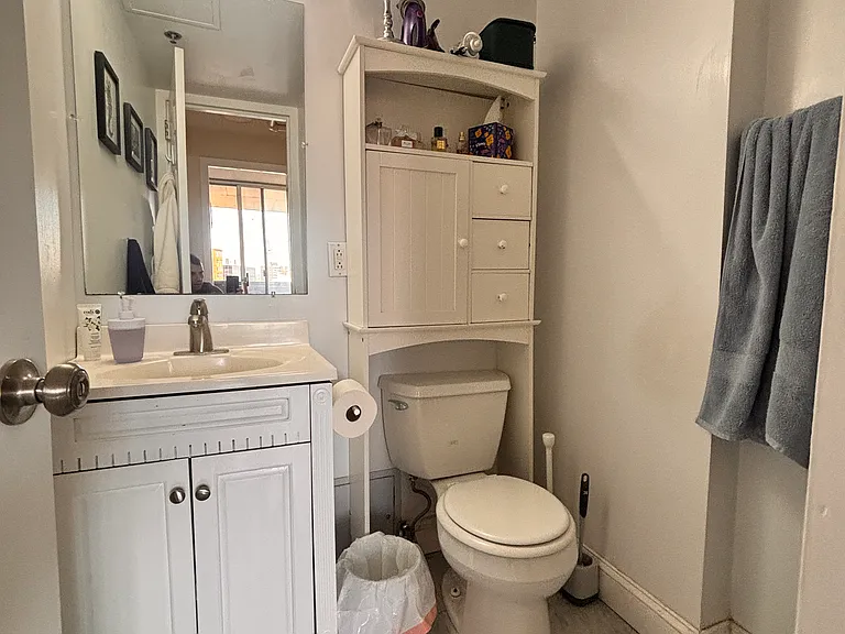 872 Massachusetts Ave #901 — Photo 11