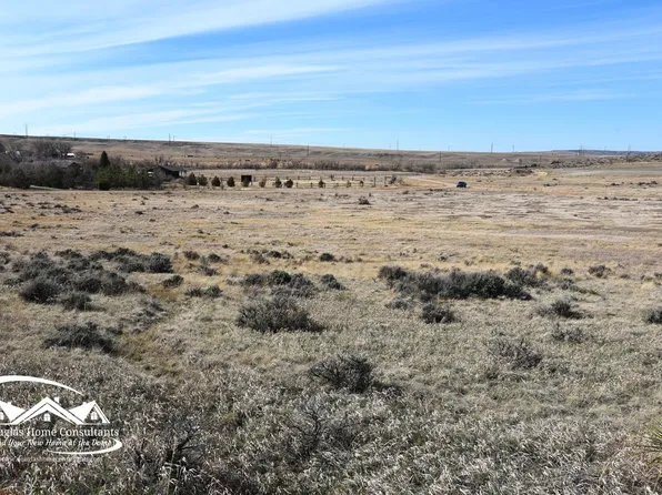 17 Bronze Wood Rd, Glenrock, WY 82637