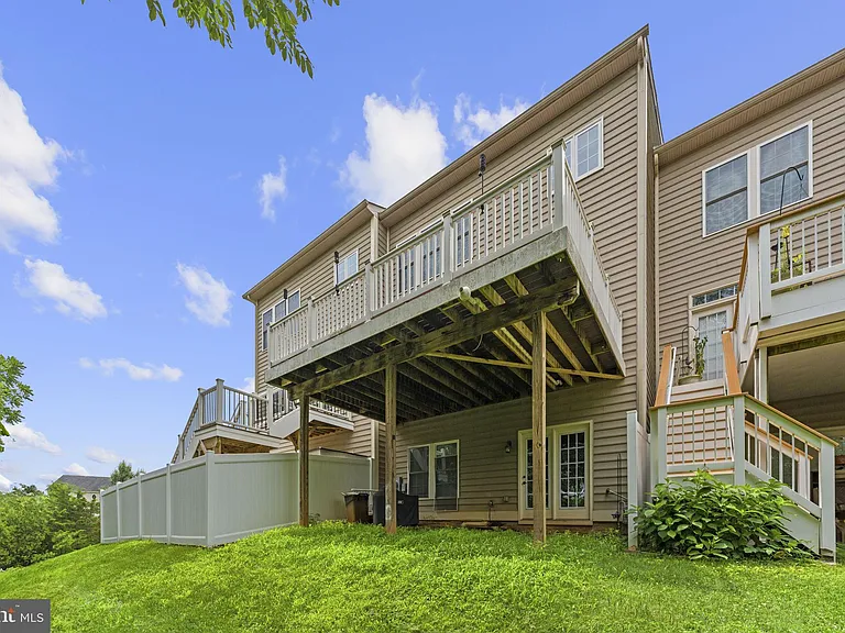 21268 Park Grove Ter — Photo 92