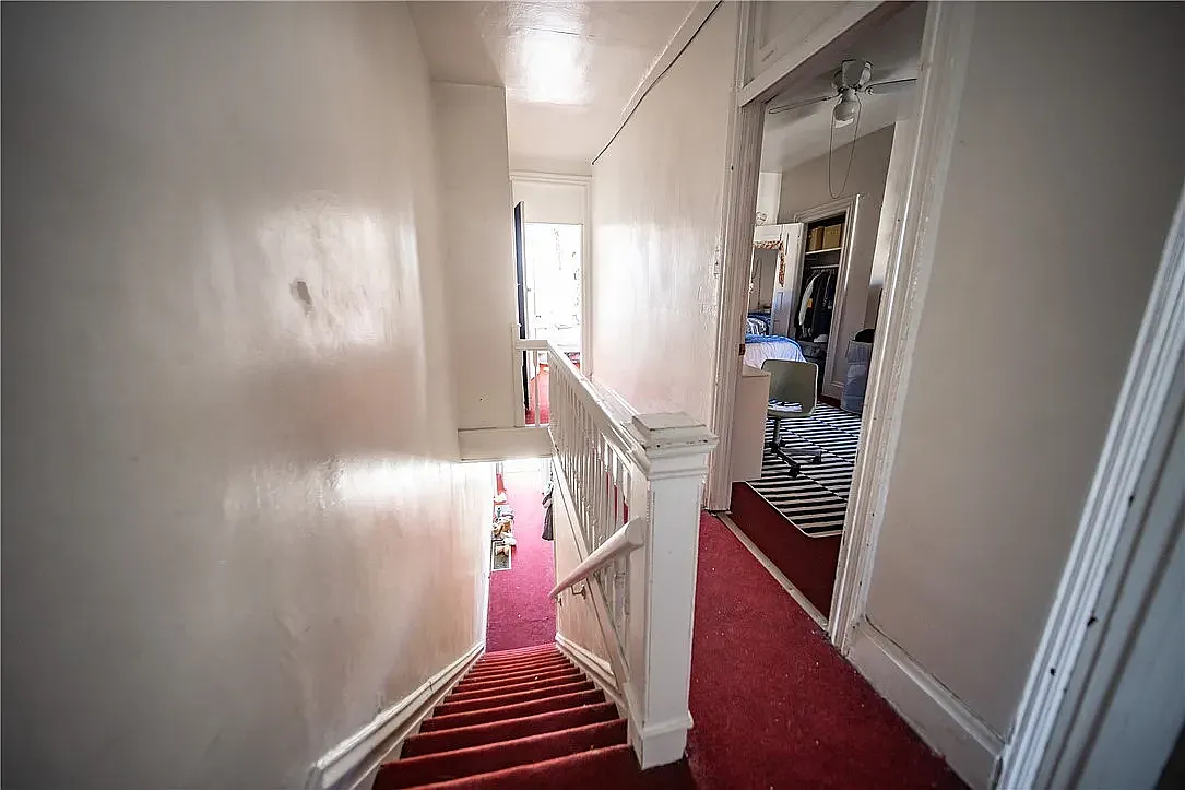 4 bed, $3,500 — Photo 4