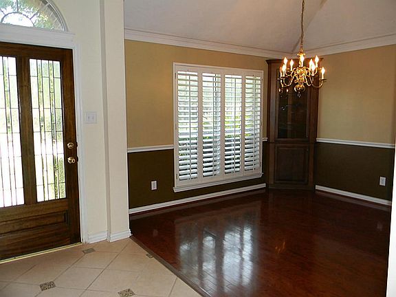 4th image of 4911 Big Elm Cir