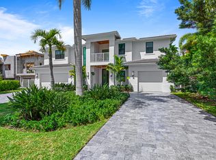 461 NW 9th St, Boca Raton, FL 33432